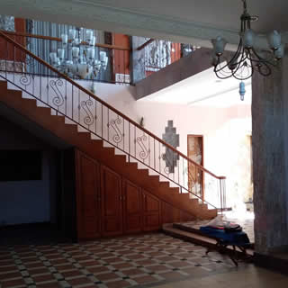 anyelir house